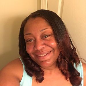 Meet your Posher, Regina